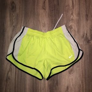 Women’s Nike medium running shorts